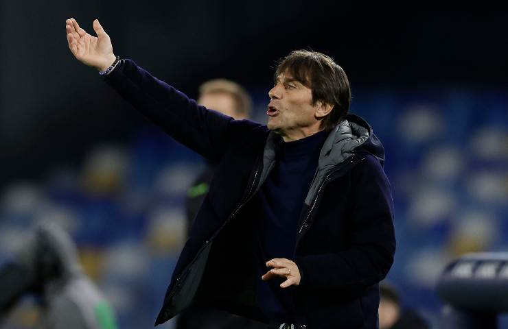 Conte dà indicazioni