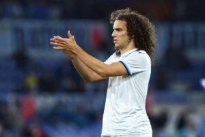 Guendouzi con la maglia della Lazio