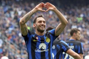 Hakan Calhanoglu