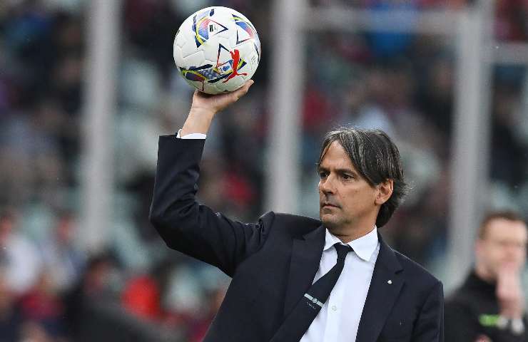 Simone Inzaghi col pallone