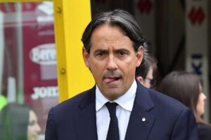 Simone Inzaghi in primo piano