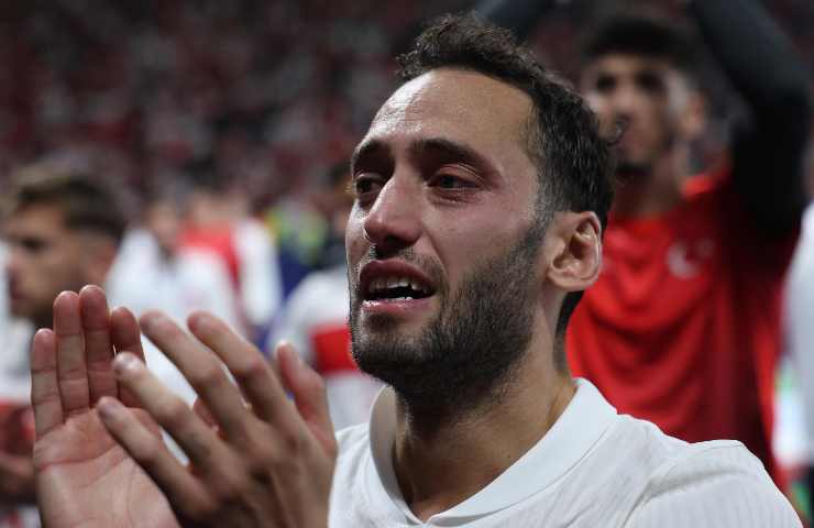 Calhanoglu in lacrime