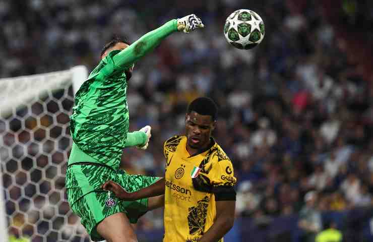 Donnarumma in azione