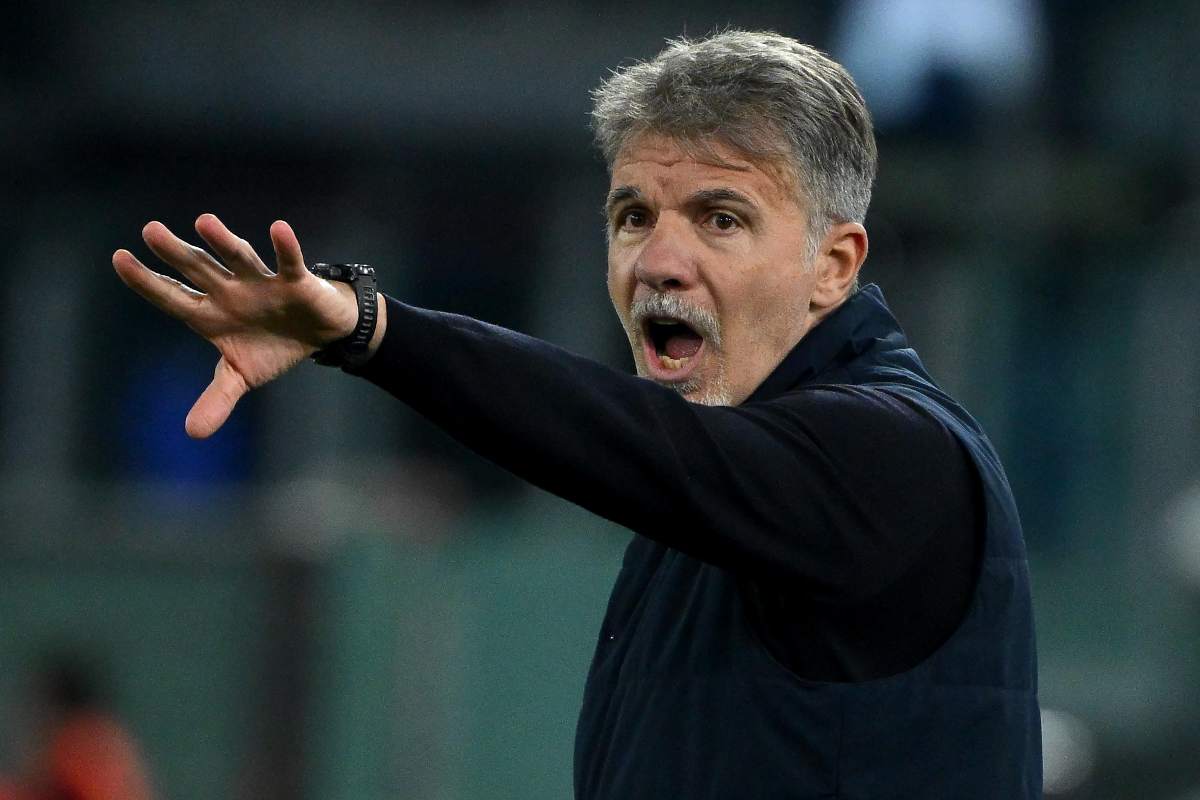 Marco Baroni dà indicazioni