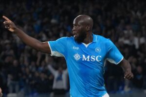 Romelu Lukaku esulta