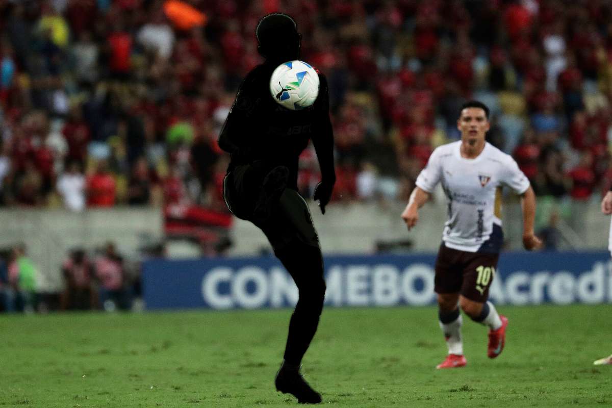 Wesley oscurato