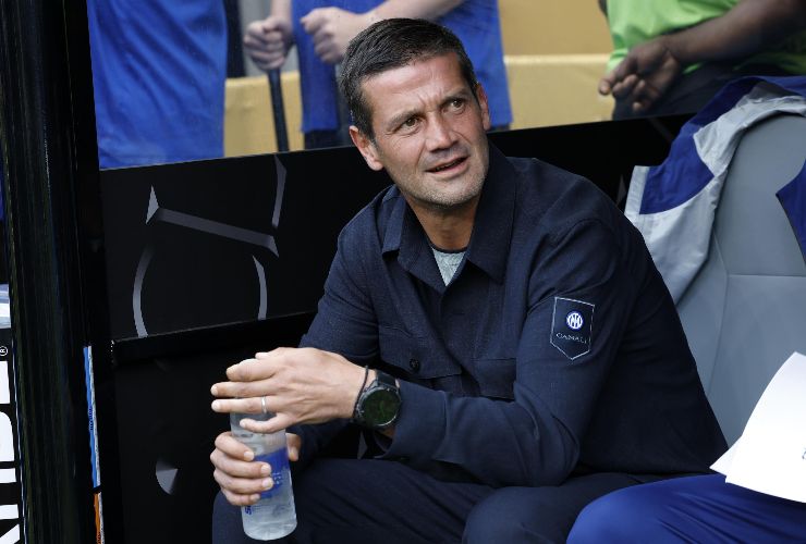chivu in panchina al mondiale del club
