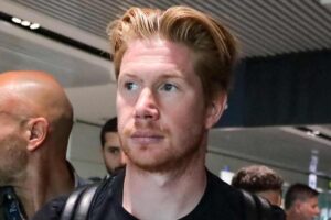 De Bruyne all'aeroporto di Napoli