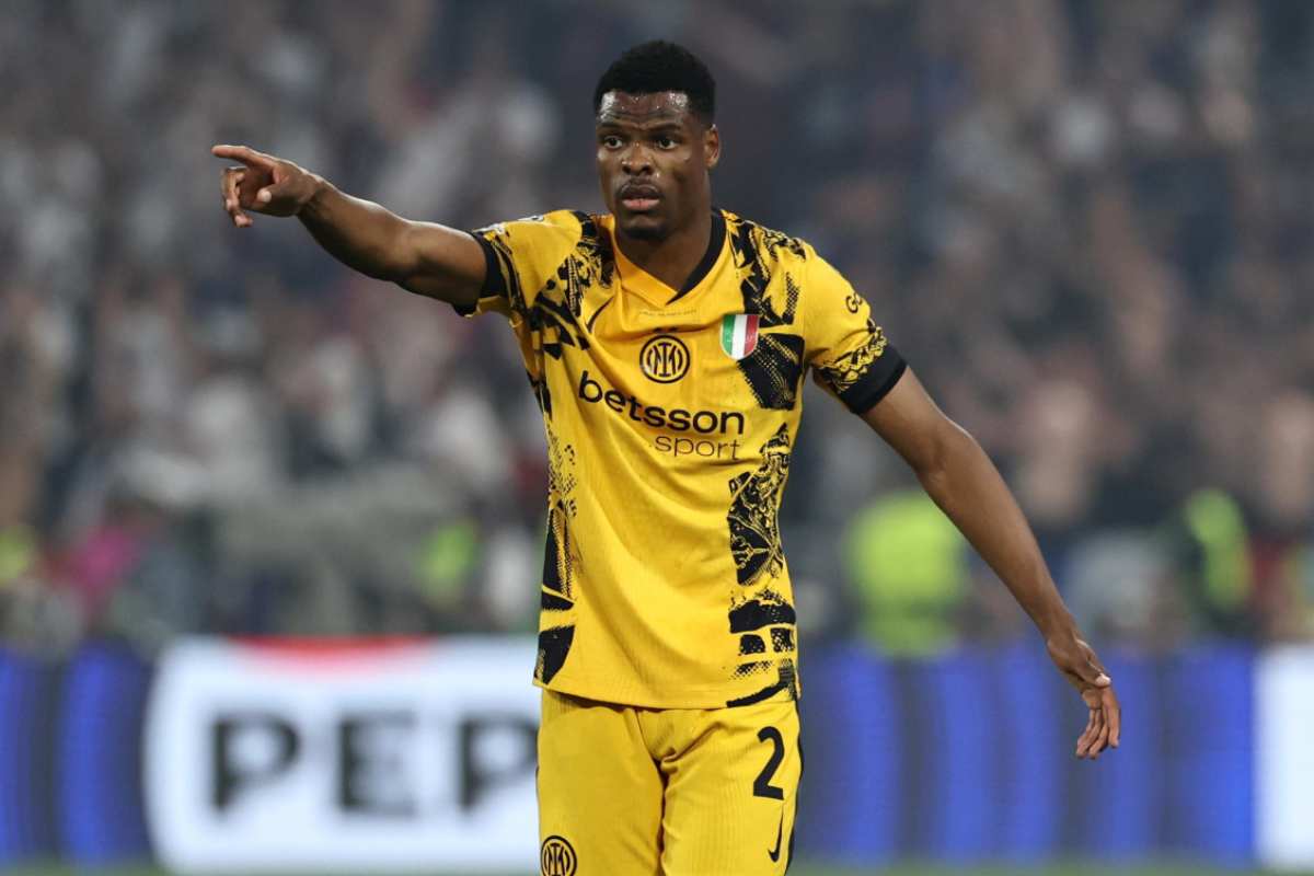 Dumfries in maglia Inter