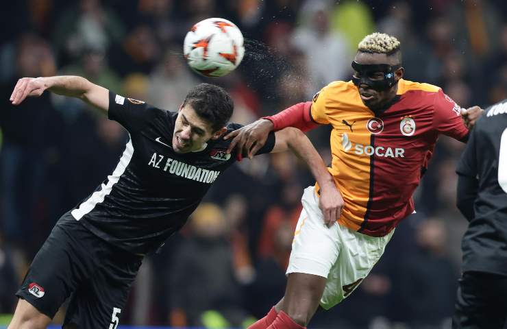 Osimhen in azione