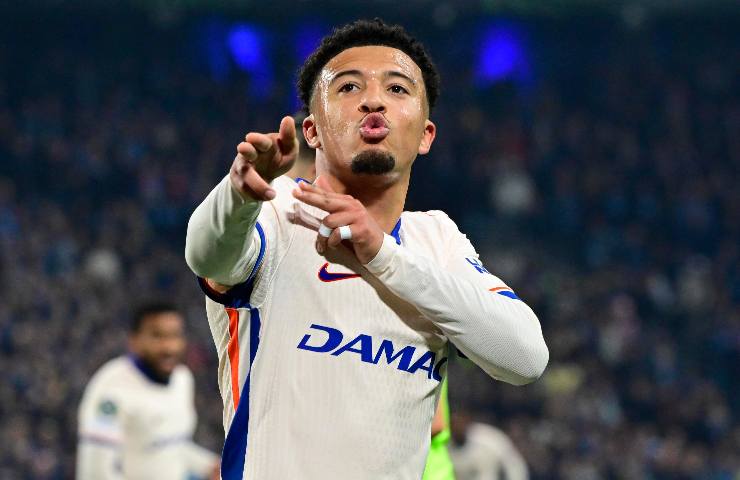 Jadon Sancho esulta