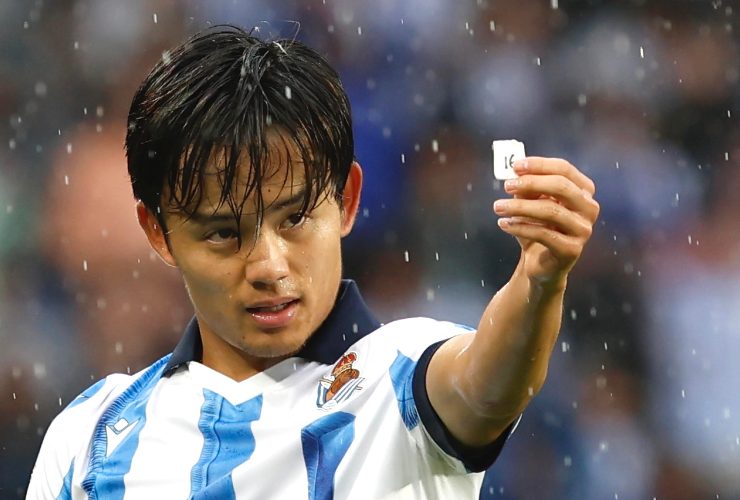 kubo festeggia un goal con la real sociedad