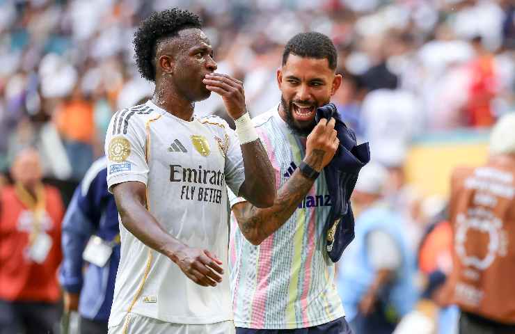 Douglas Luiz e Vinicius