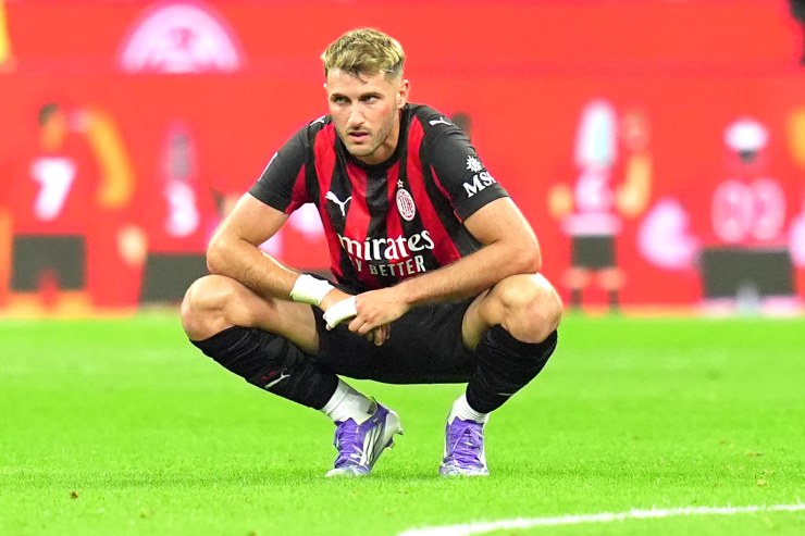Santiago Gimenez, attaccante del Milan
