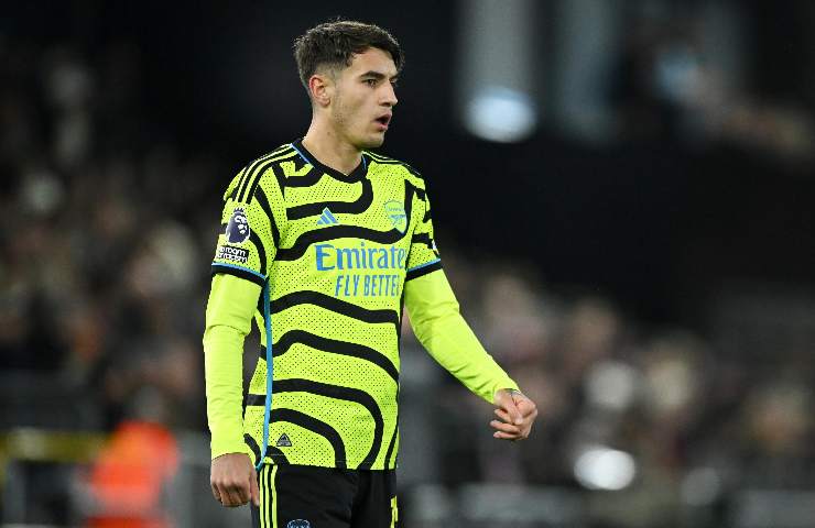 Kiwior in maglia Arsenal