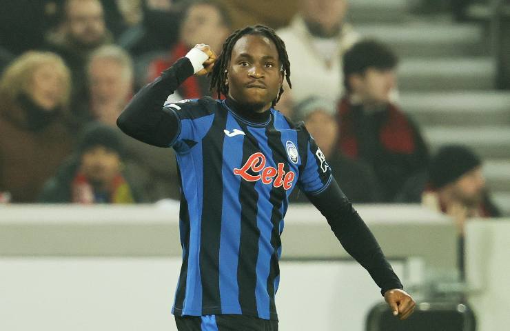 Lookman esulta