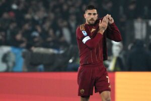 Lorenzo Pellegrini esulta