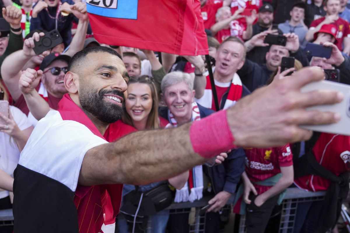 Salah foto con tifosi