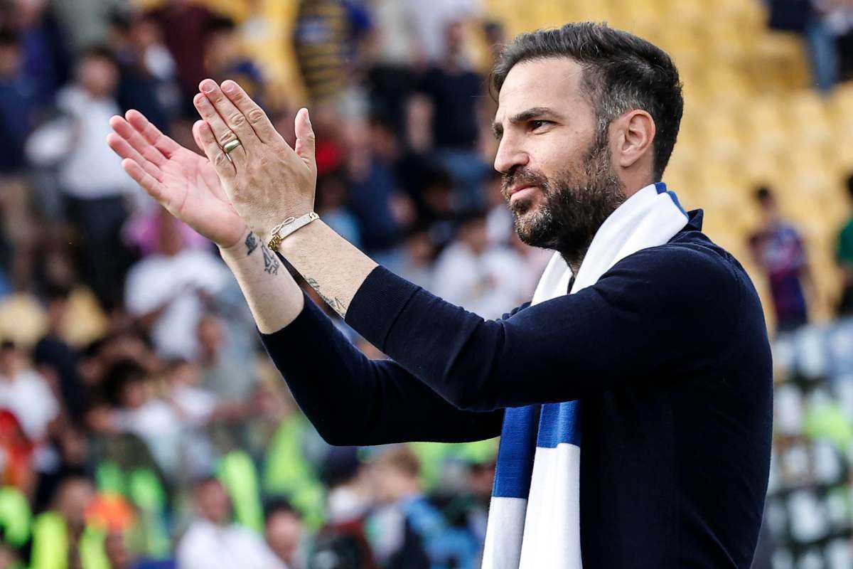 fabregas con la sciarpa del como 