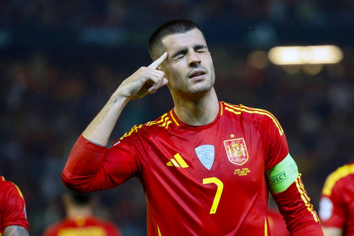 morata con la maglia della spagna
