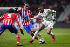 Mbappé in azione in Real Madrid-Atletico
