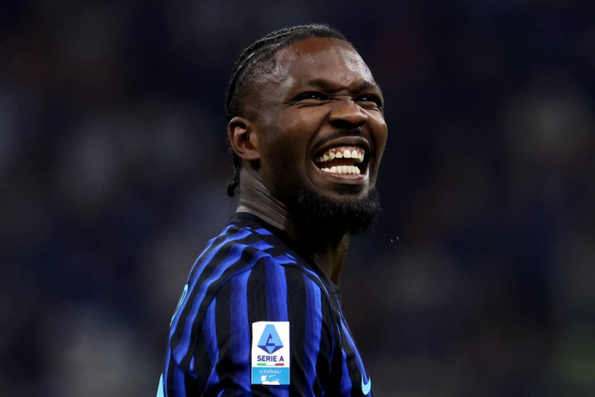 Thuram con la maglia dell'Inter