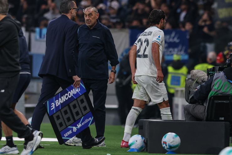 Matteo Cancellieri esce dal campo infortunato a Bergamo
