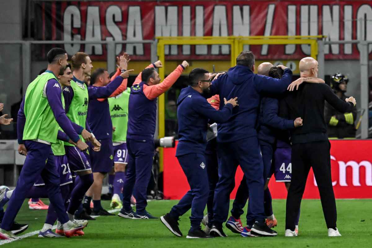 La Fiorentina esulta in campo