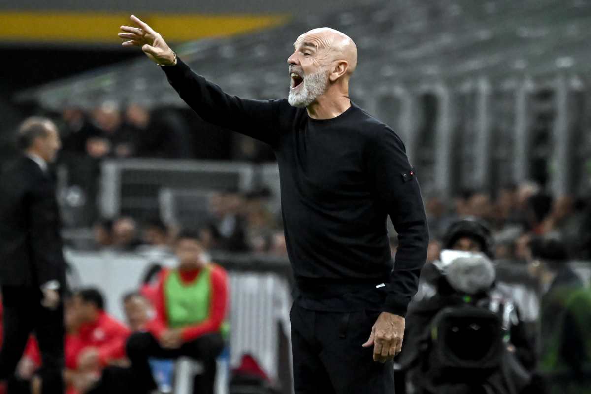 Stefano Pioli sulla panchina del Milan