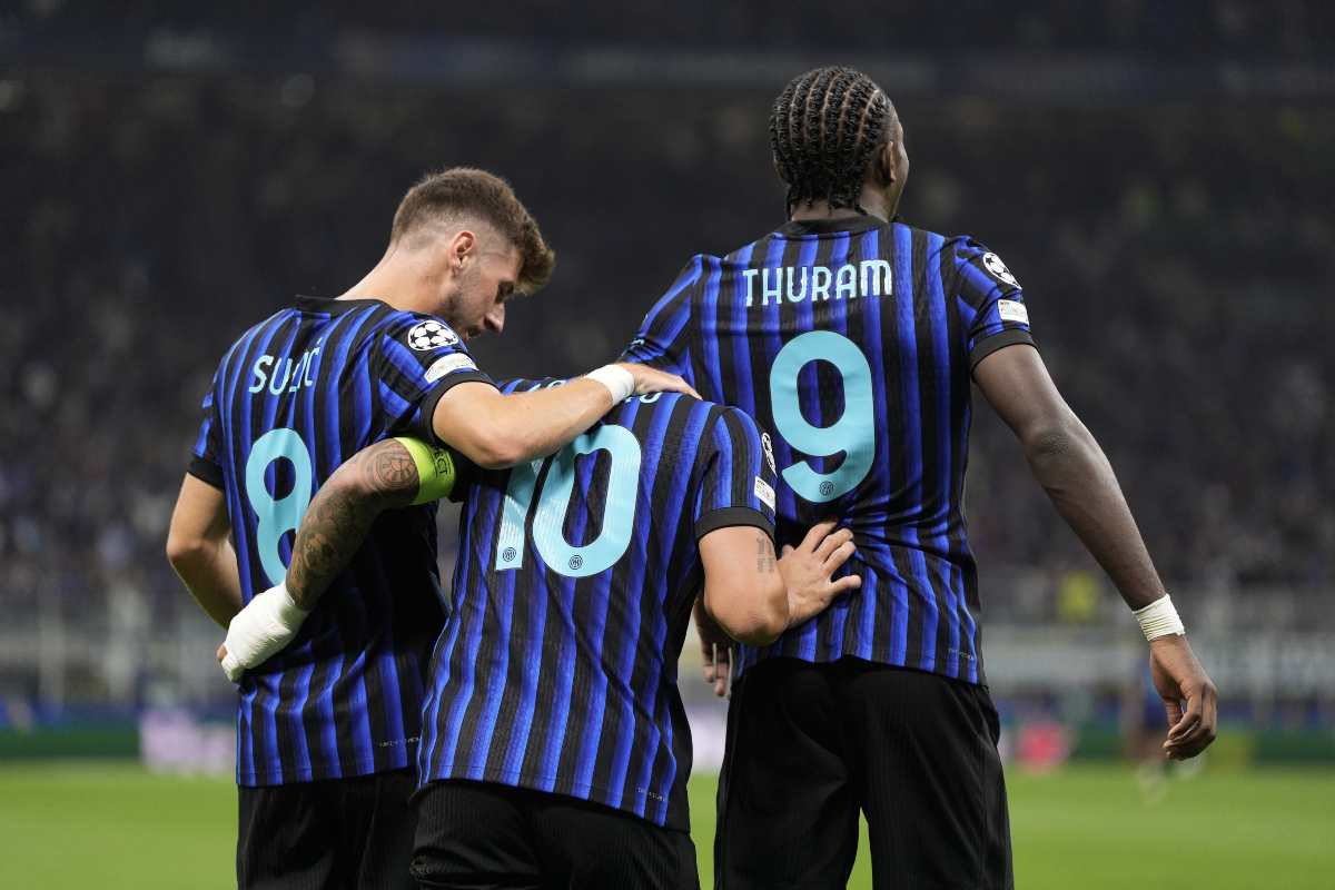 Thuram, Sucic e Lautaro Martinez dopo il gol