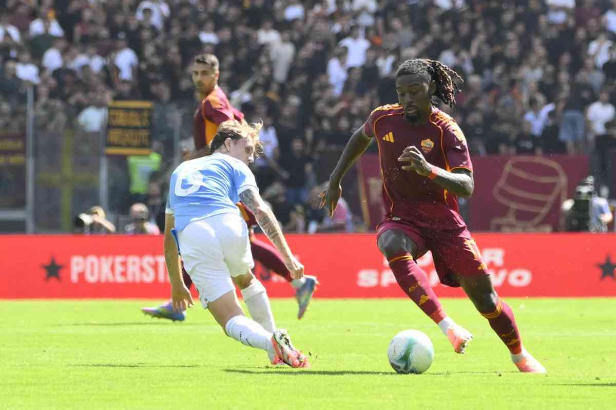 Koné in azione nel derby Roma-Lazio