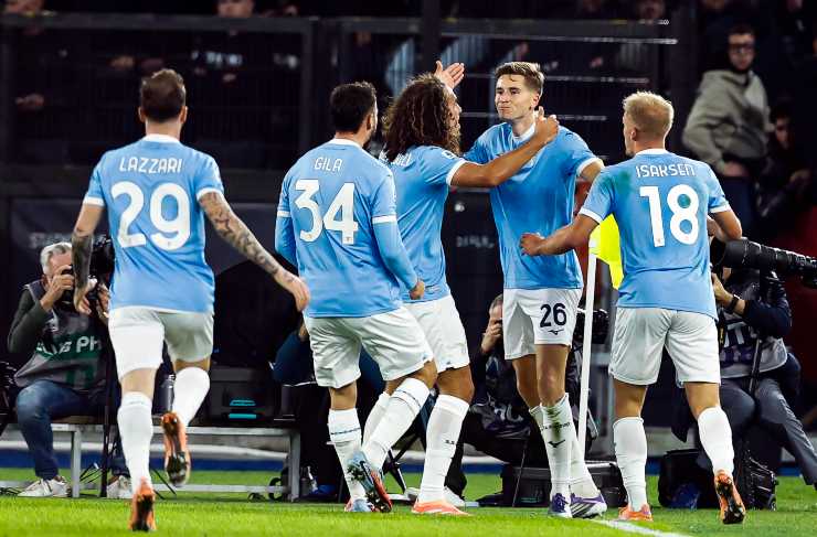 Esultanza dei giocatori della Lazio contro la Juve