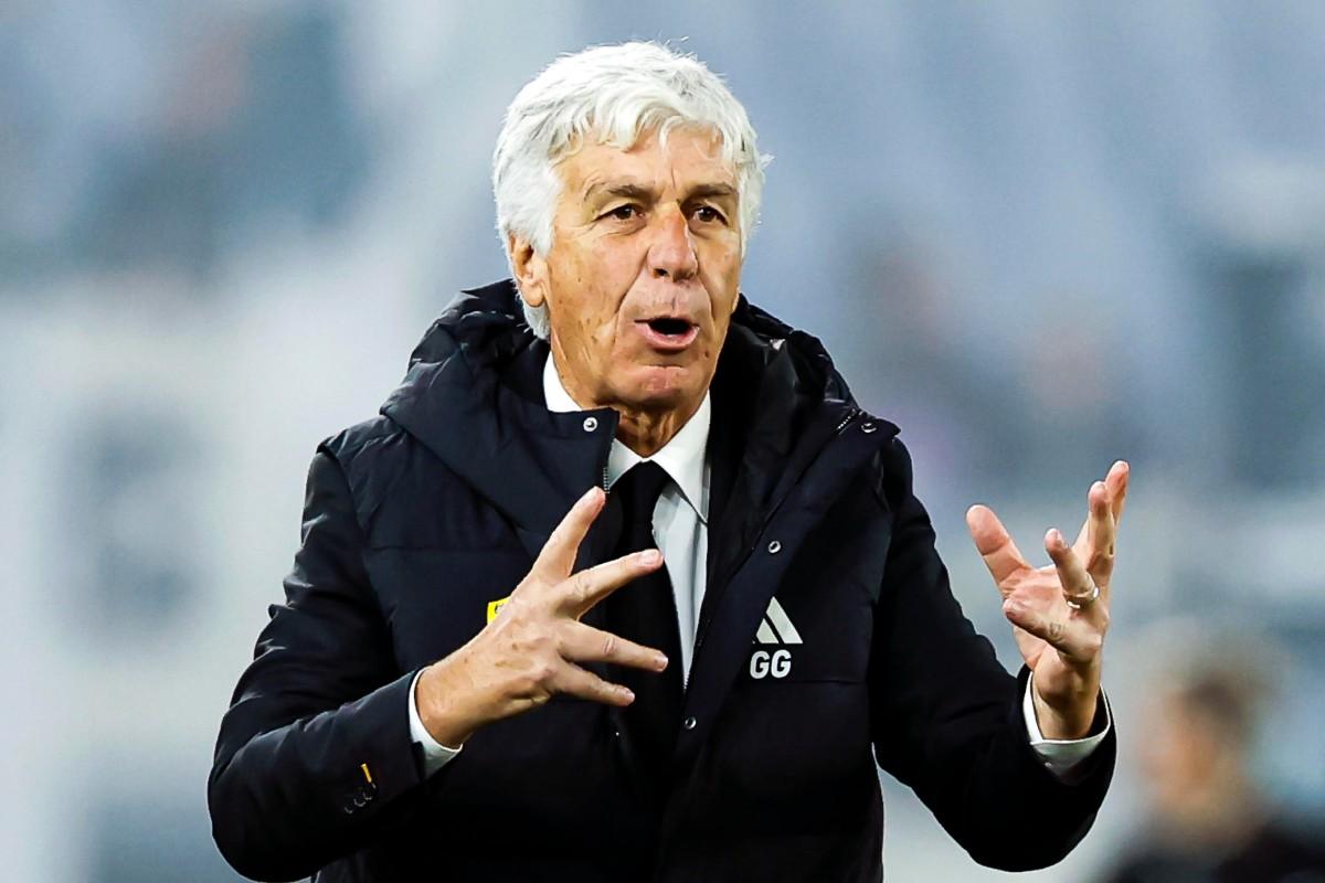 Gian Piero Gasperini agitato durante una partita