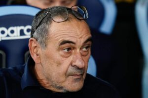 Maurizio Sarri pensieroso