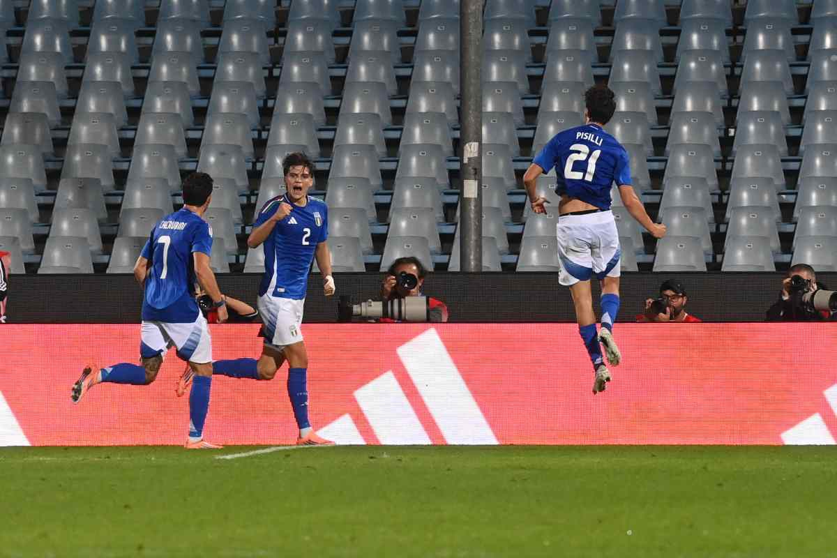 Pisilli esulta dopo un gol in Nazionale